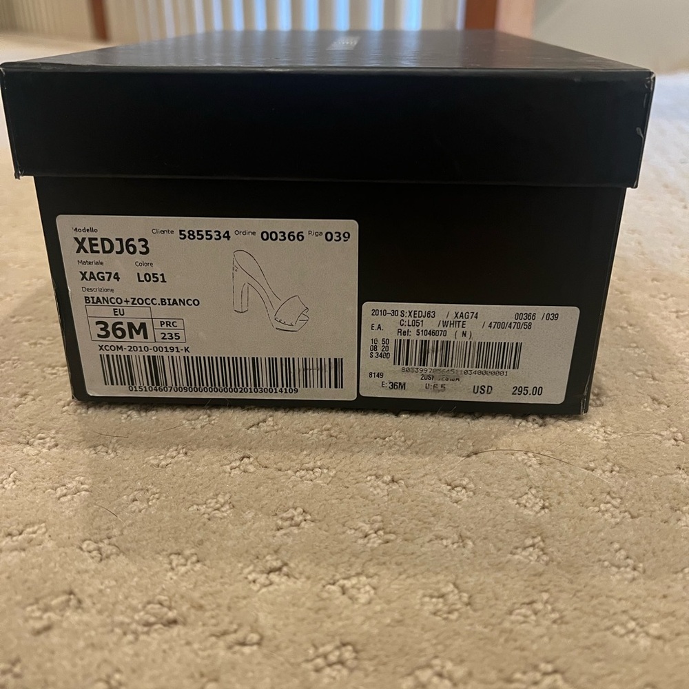 Emporio Armani Blanco sandal with chunk heel - Picture 2 of 4